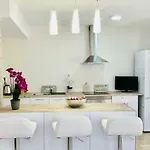 Appartamento Boutique By The Sea *