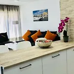 Appartamento Boutique By The Sea *