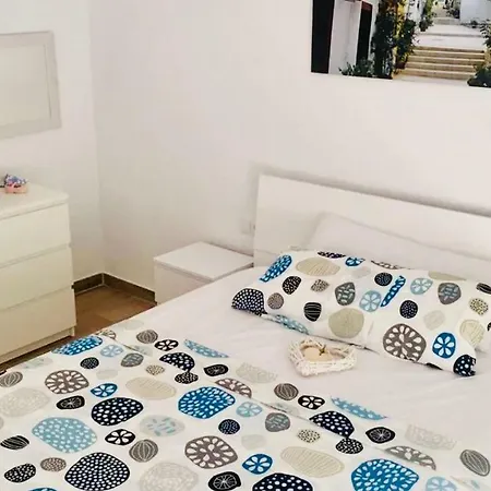 Boutique By The Sea Apartment