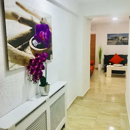 Apartment Boutique By The Sea